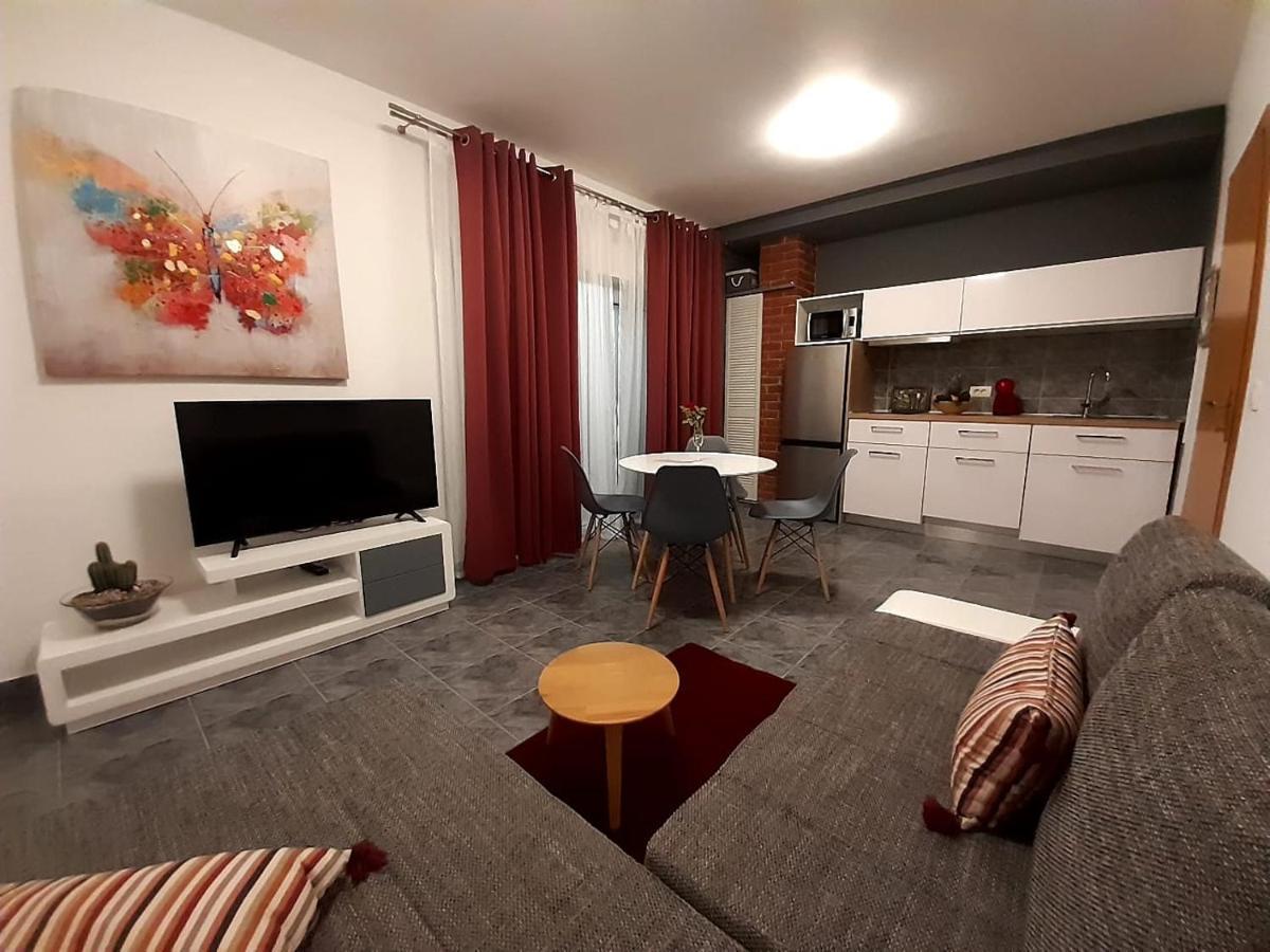 Solis Adriaticum Apartments Ясенице Экстерьер фото